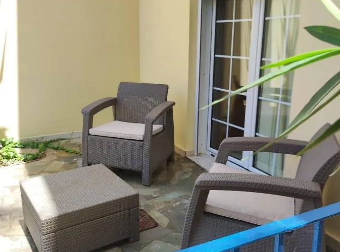 Edem * Elafóniszosz